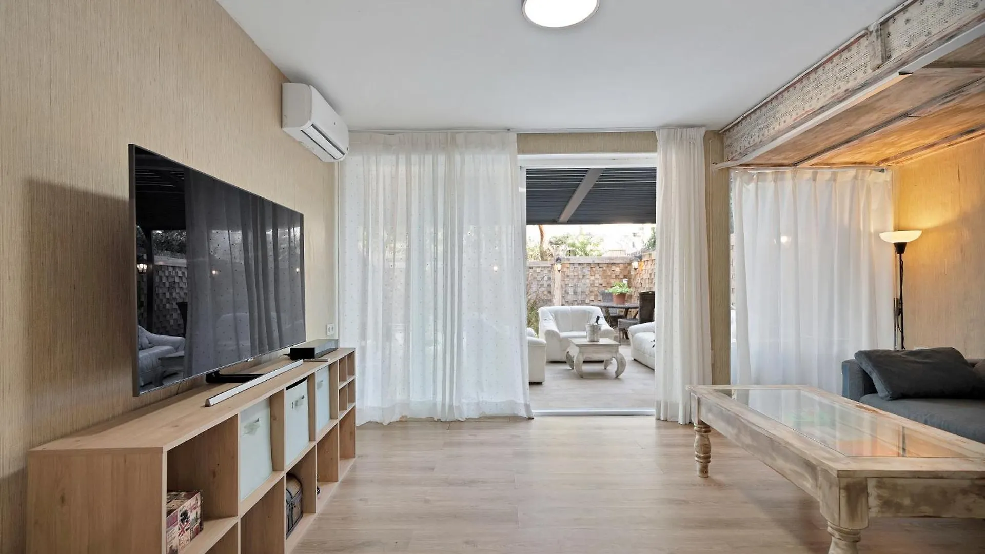 Bonita Casa Adosada En Esquina Marbella Vakantiehuis